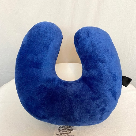 Travel Pillow - Picture 1 of 3